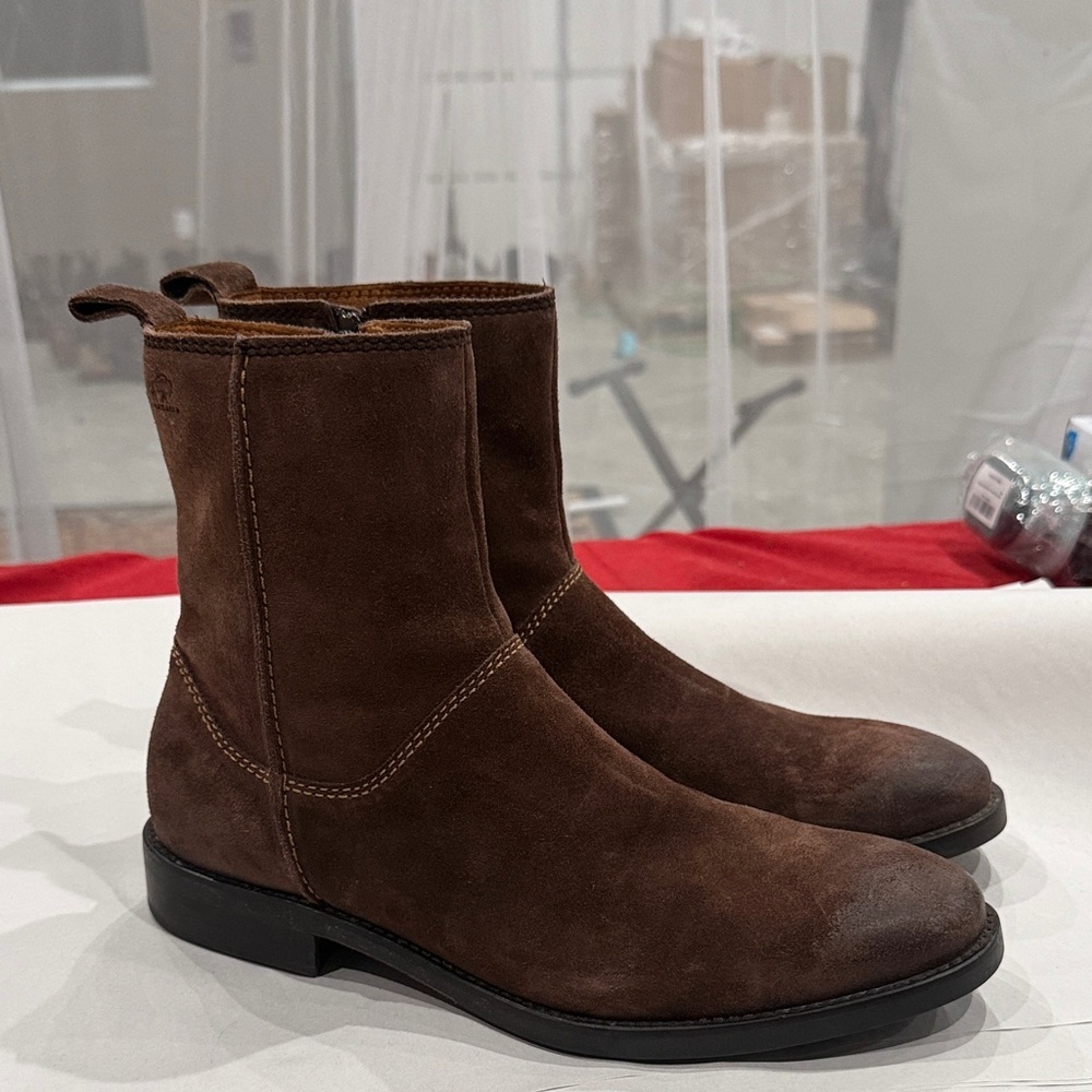 Men's Suede Ankle Boots in Rich Brown